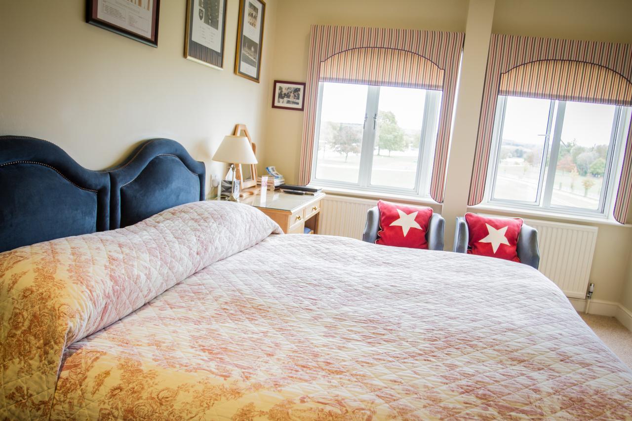 Hotel Leander Club à Henley-on-Thames Extérieur photo